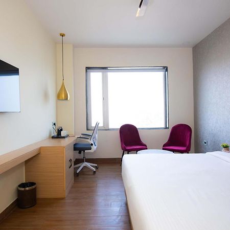Hotel Avadh Classio Near By Ram Mandir Faizābād Extérieur photo