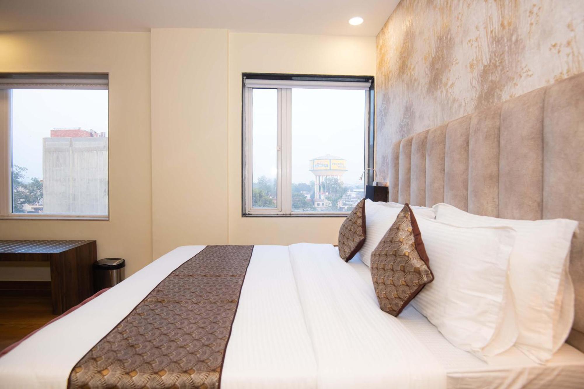 Hotel Avadh Classio Near By Ram Mandir Faizābād Extérieur photo